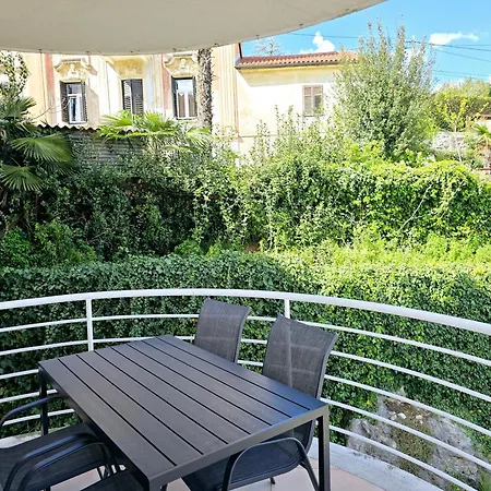 Apartman Astral With A Private Parking Space *
