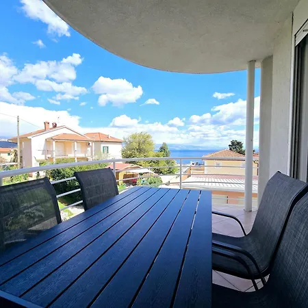 Astral With A Private Parking Space Apartman Abbázia