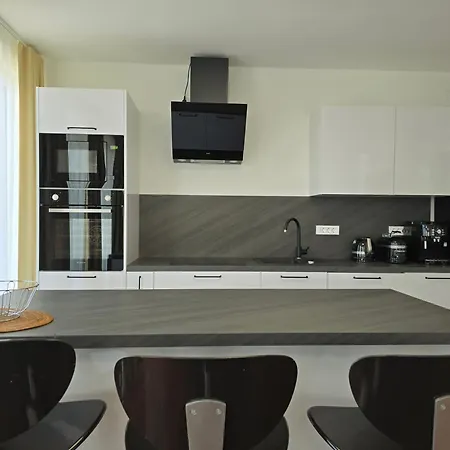 Apartman Astral With A Private Parking Space *