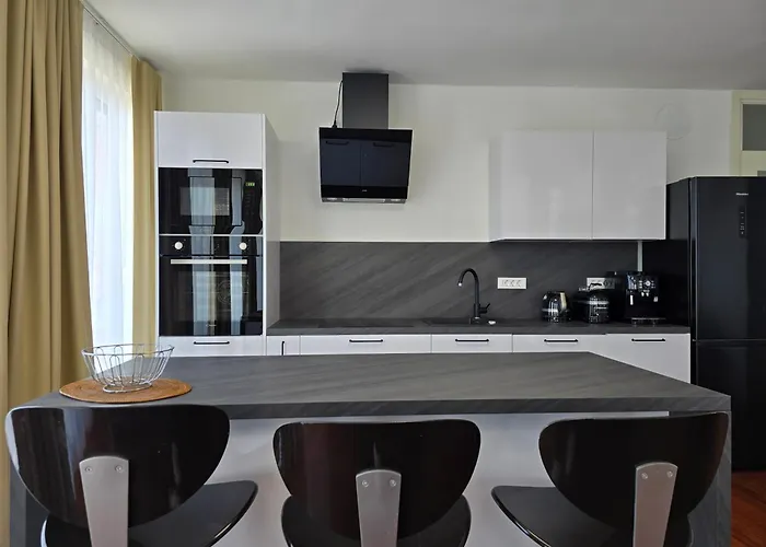 Apartment Astral
